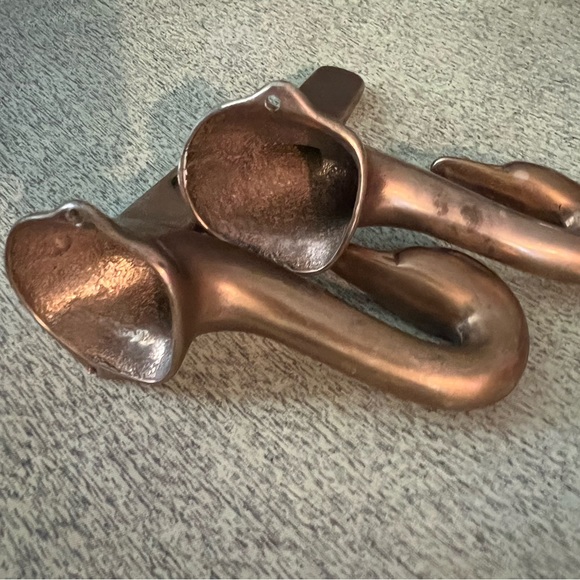 Gorgeous vintage brass swan head rack ends - Picture 4 of 8